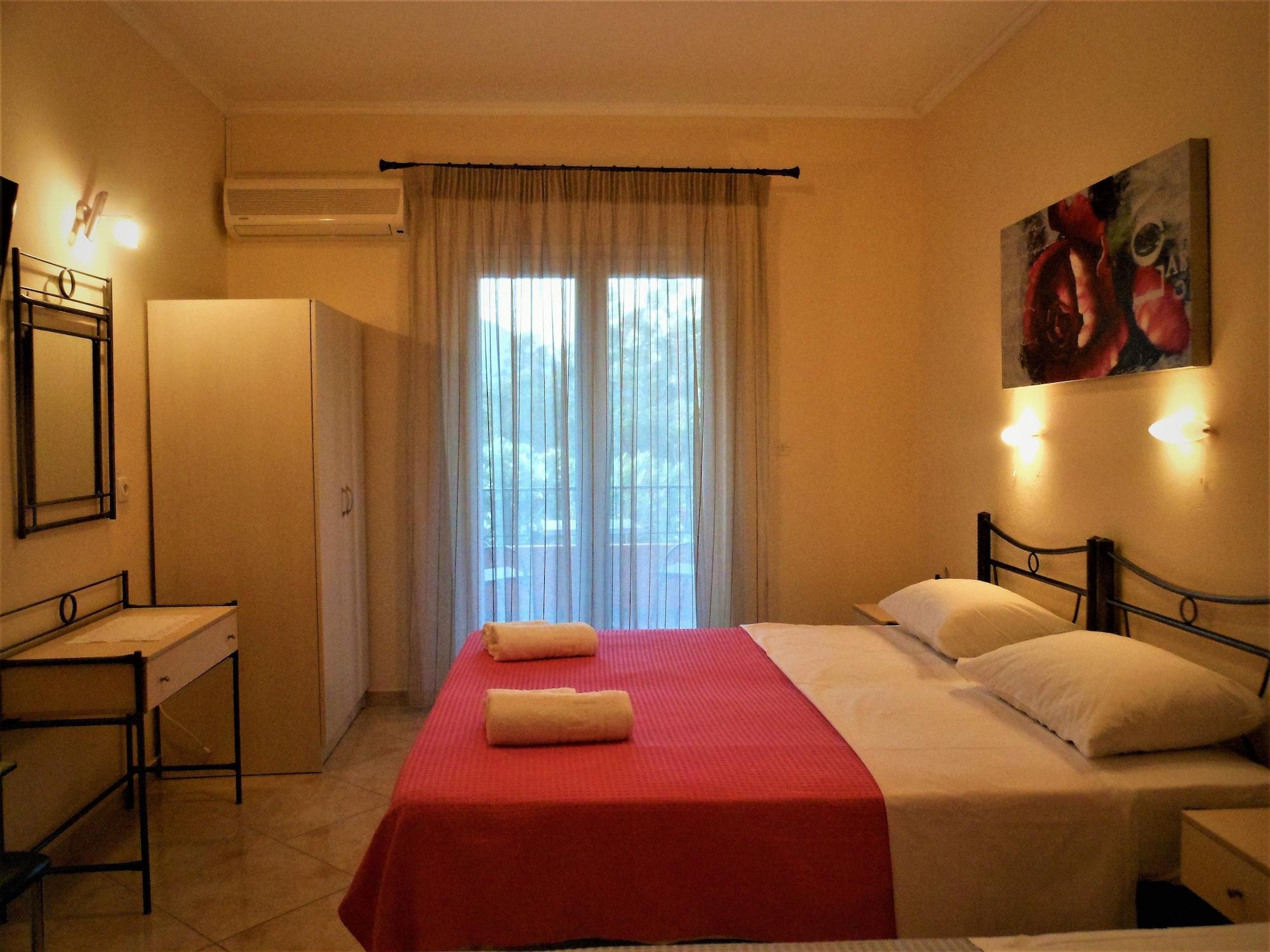 Ziogas Luxury Apartments Dassia  Exterior photo