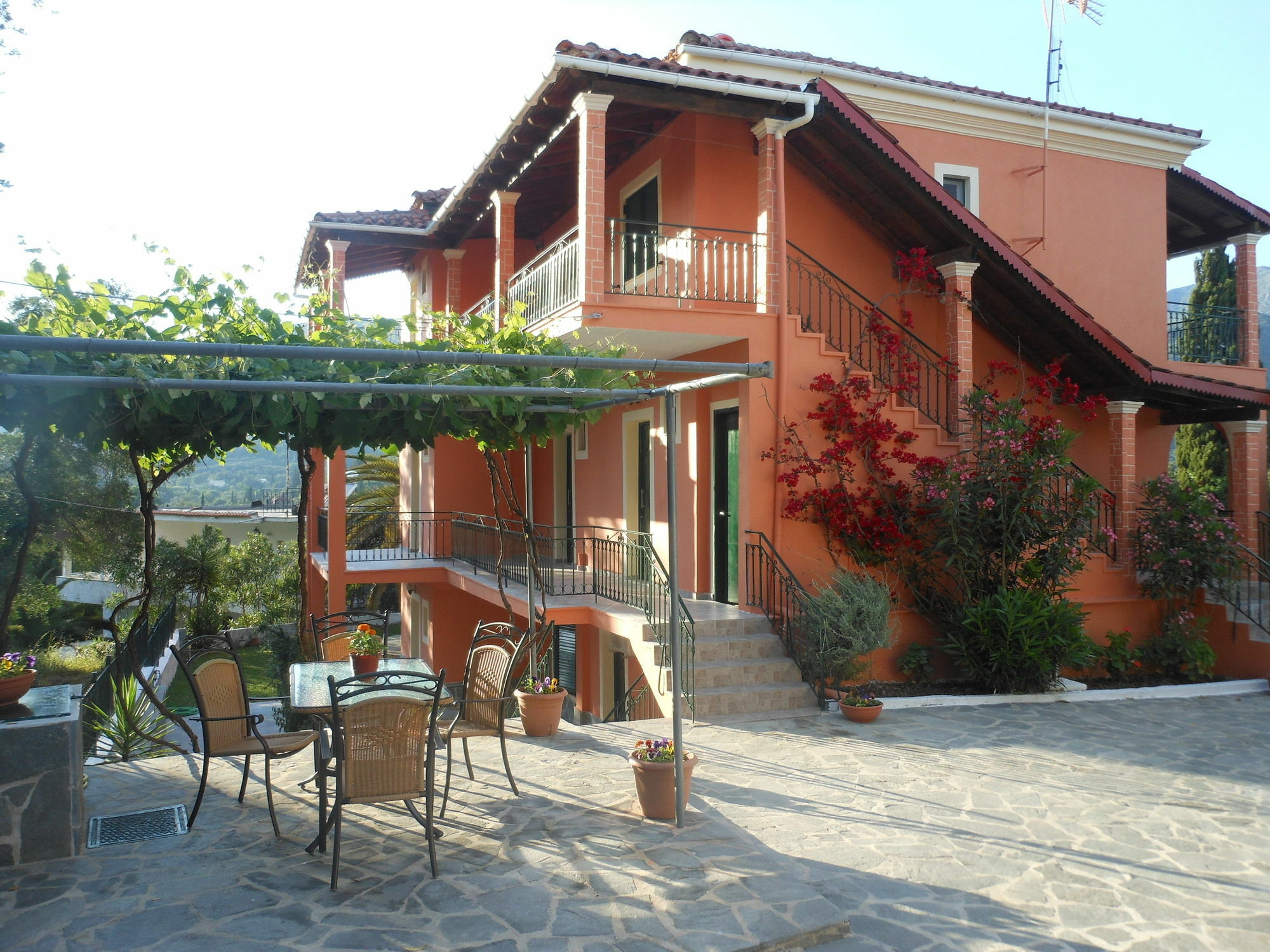 Ziogas Luxury Apartments Dassia  Exterior photo